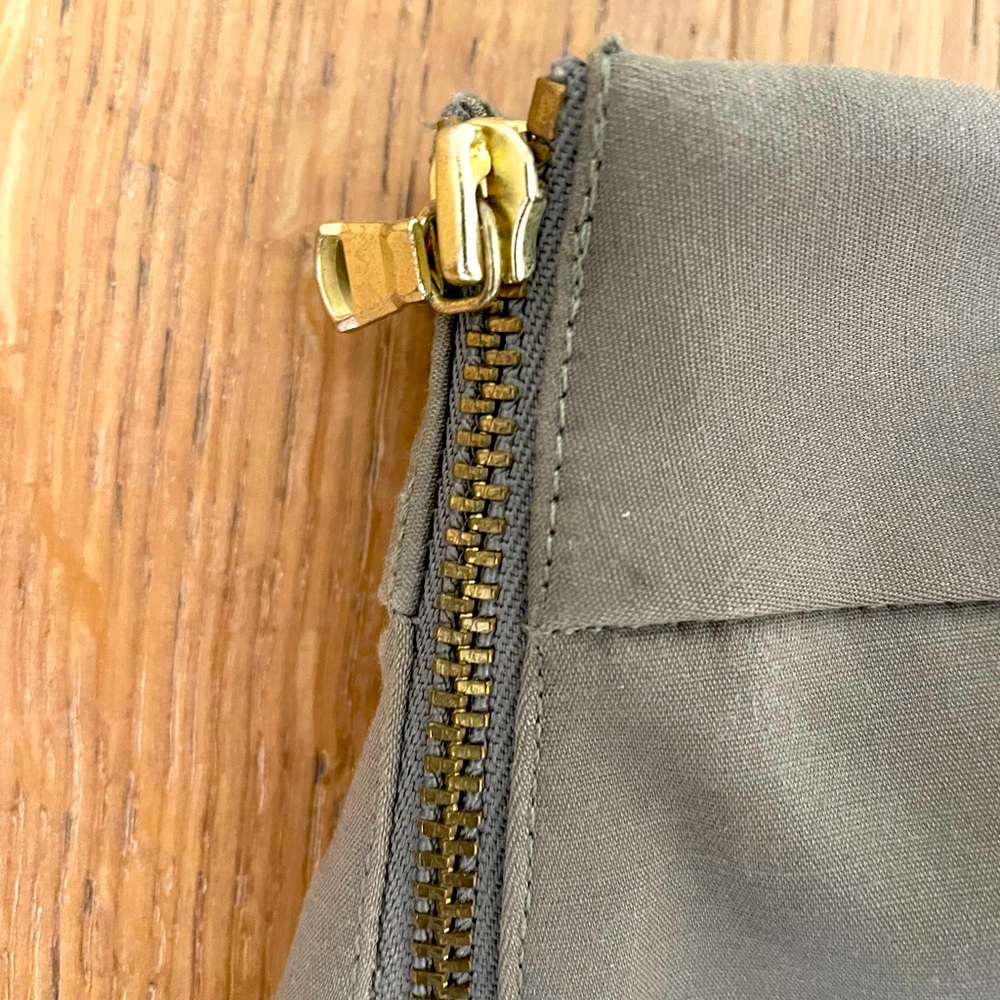 Vintage club Monaco size 00 olive green pencil skirt